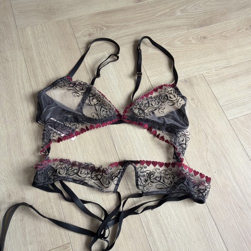 Victoria secret lingerie - victoria’s,