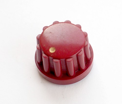 Bakelite valve radio knob - bakelite,