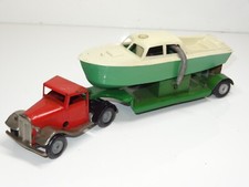 Triang Minic 114M ARTICULATED LORRY & BOAT (396)
