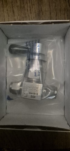 Unused swagelok 8 - 3/8, stainless