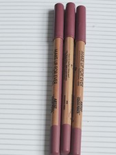 Makeup Forever Boundless Berry