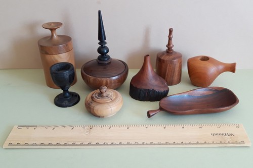 Small turned carved wood - 8,