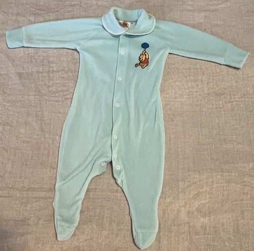 Vintage winnie the pooh - winnie,