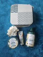 New The Body Shop Almond Milk