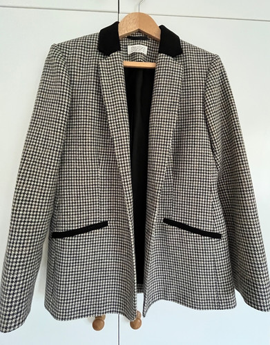 Toast black brown dogtooth