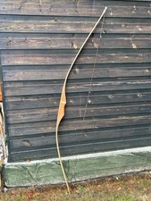 Bow + 5 arrows and target. Ragim Fox Custom 62 #40. All you need to start