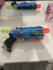X-Shot toy gun