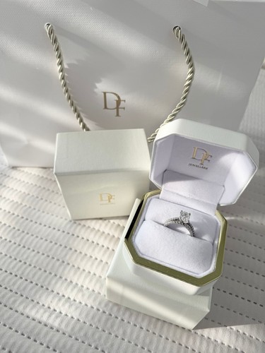 Carat oval diamond - carat,