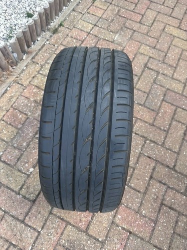 Part worn yokohama advan - worn,