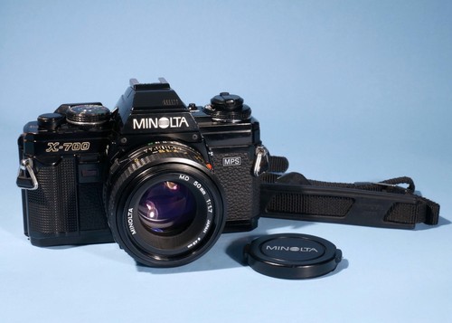 Minolta 700 mps - 35mm, slr