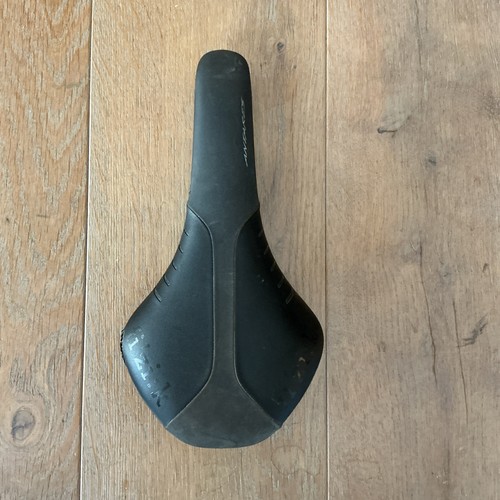 Fizik antares racing cycle - r1,