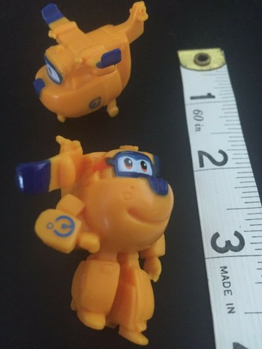 Super wings and world airport - world,