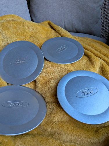 Four ford fiesta - four,