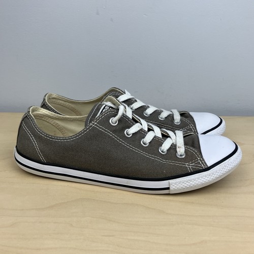 Converse women size 0 - size, 8.0