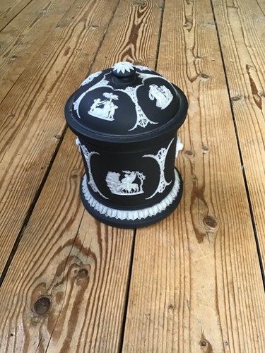 Wedgwood jasperware black - wedgwood,