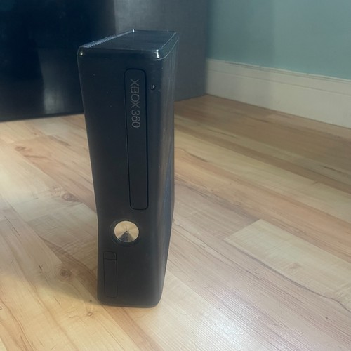 Microsoft xbox 360 - microsoft, 4gb