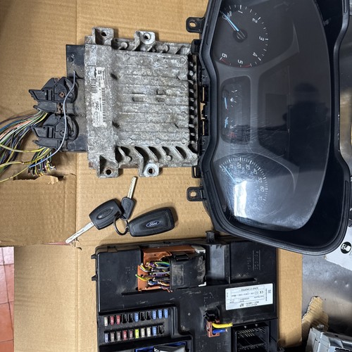 Ford tourneo custom diesel - custom,