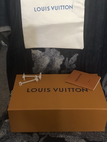 Louis vuitton empty - louis,