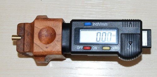 Digital guitar gauge with - gauge,