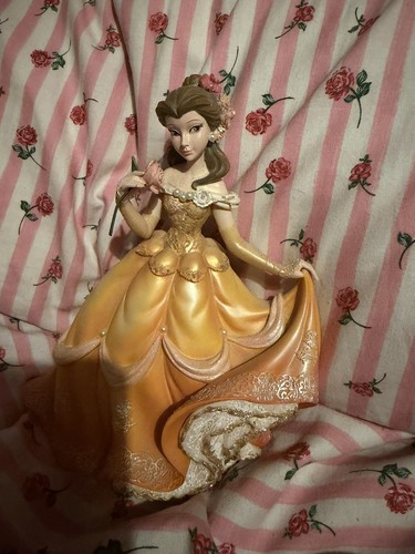 Disney showcase hate - , couture