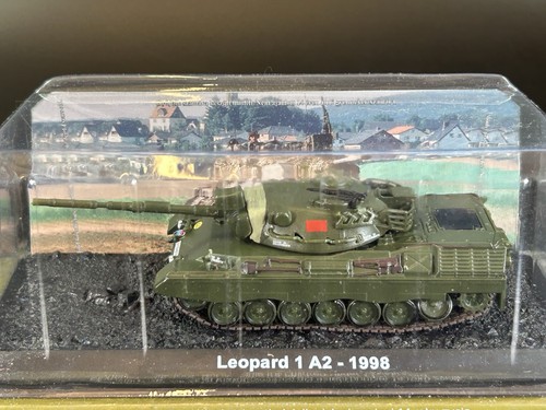 Amercom scale diecast - 1:72,