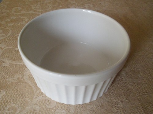 New round souffle dish - round,