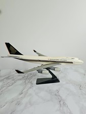 Singapore Airlines Being 747