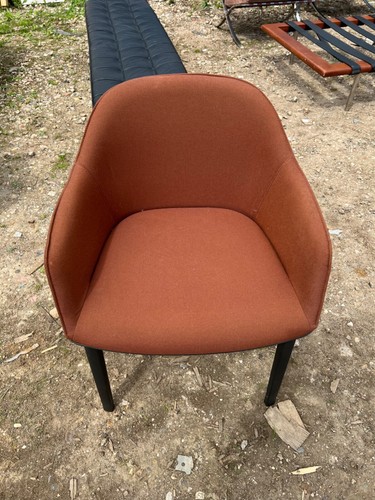 Vitra brown softshell chair - brown,