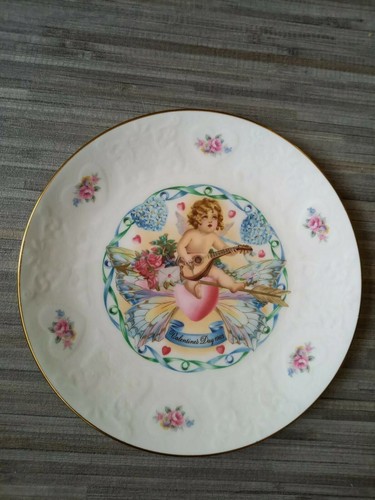 Royal doulton 1983 - doulton☆,