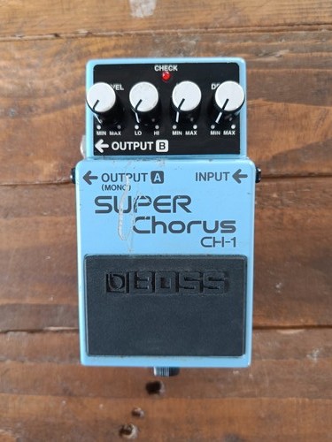 Boss super chorus guitar - ch-1,