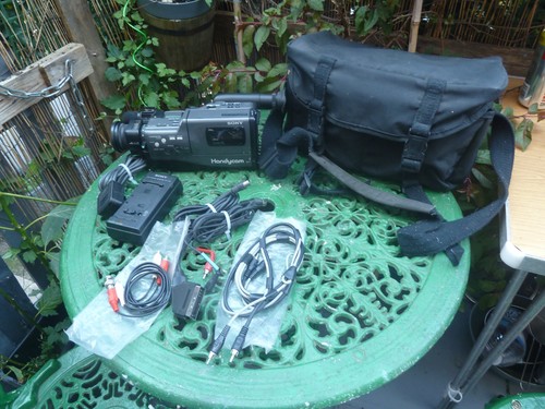 Sony handycam video8 - video8, ccd-f330e
