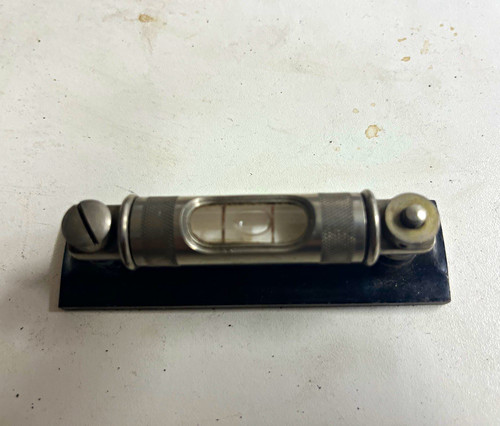 Pocket spirit level with - spirit,