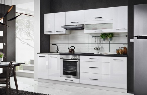 Modern gloss white kitchen - gloss,