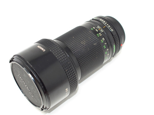 Canon 200mm 8 - f2.8, manual