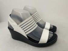 Cali Skechers Rumblers Sci-Fi