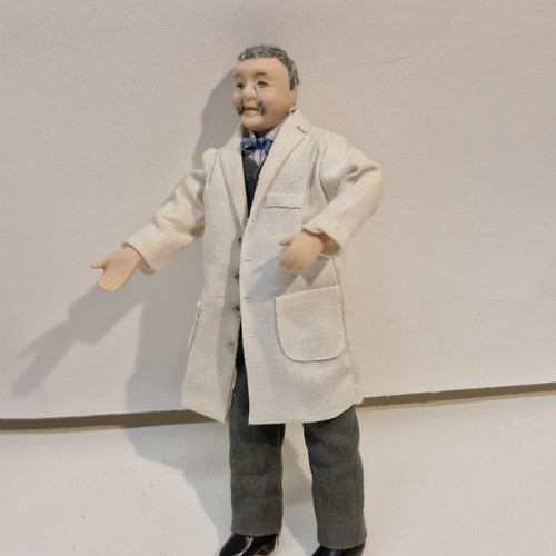 12th scale dolls - 1:12th,