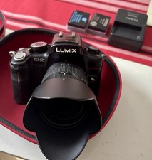 Panasonic LUMIX DMC-GH2 16.0MP Digital Camera - Black (Body Only) Please Read.
