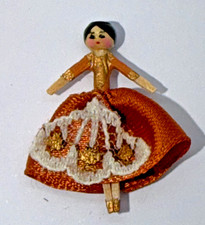 12TH SCALE DOLLSHOUSE ARTISAN