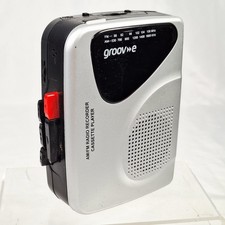 Groove GV-PS525 Portable Personal Cassette Player AM/FM Radio Recorder Walkman