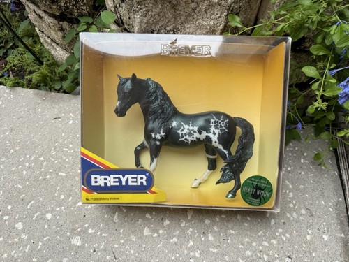 New breyer halloween - new,