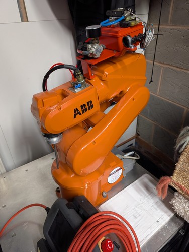 Abb 120 robot - robot, +