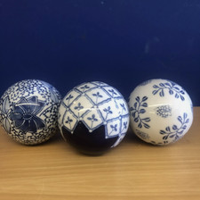 3 Vintage Porcelain Decorative Carpet Balls Blue White Flowers Floral 3" Decor