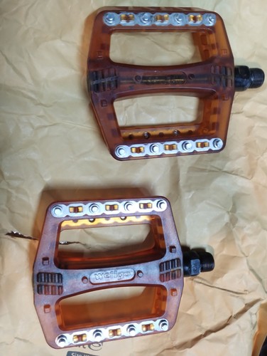 Welgo amber resin bike - resin,
