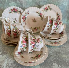 Vintage Royal Albert "Moss Rose" Pattern 18-Piece Tea Set (6 x Trios).