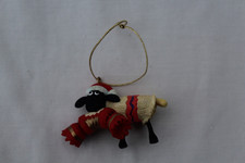 WALLACE & GROMIT 'SHAUN WITH A CRACKER' CHRISTMAS TREE HANGING DECORATION