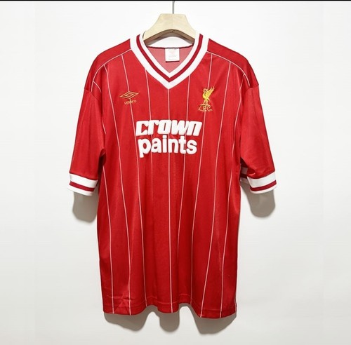 Liverpool 1982 home - liverpool,