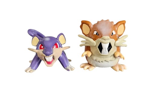 Vintage pokemon battle - battle, figures