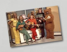 Fridge Magnet Rainbow Retro