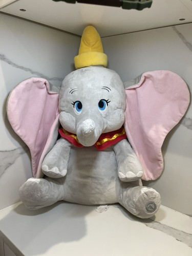 Disney store dumbo - disney,