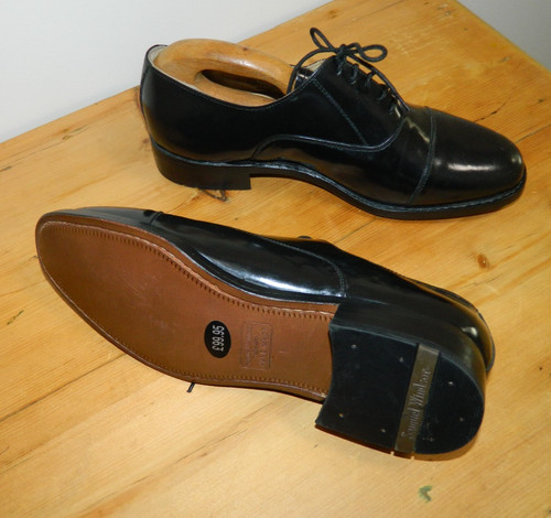 Samuel windsor black - windsor, handmade